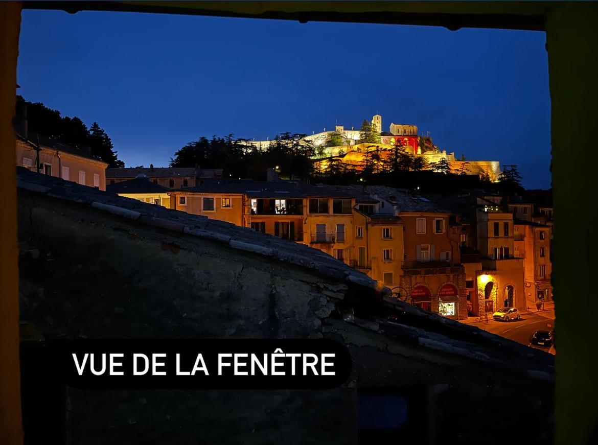 Apartament Le Jalet En Provence - Penthouse Sisteron Zewnętrze zdjęcie